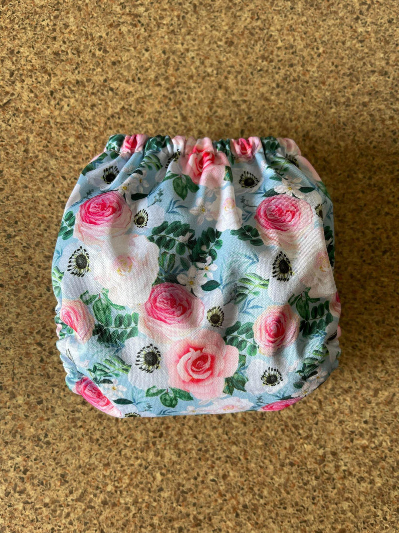 ROSINETTE | Couche lavable à poche | taille NOUVEAU-NÉ | Roses Peche Blanc - Création Rosinette