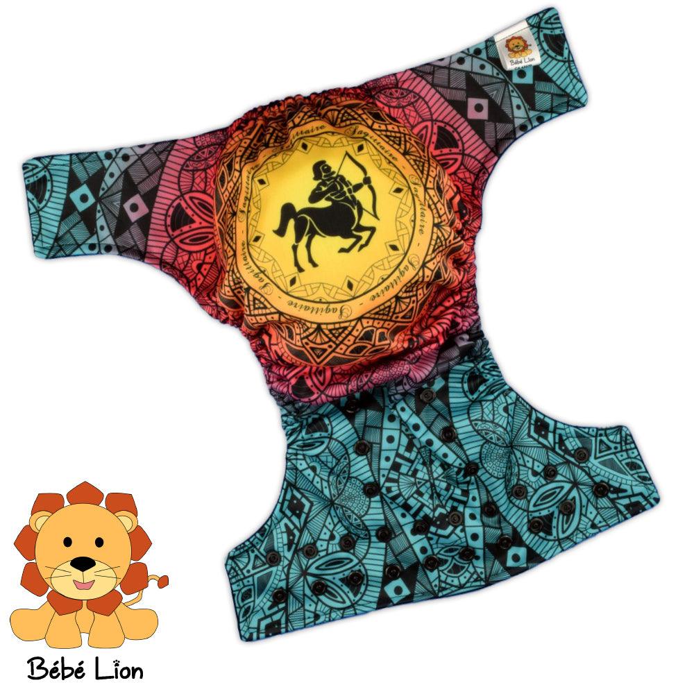 BEBE LION | Couche lavable à poche | taille unique | Zodiac | Sagittaire