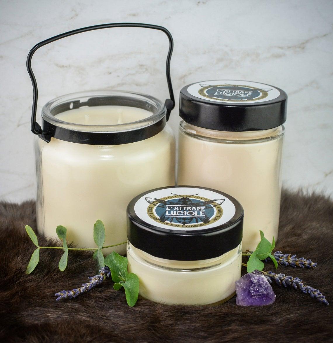 L'ATTRAPE LUCIOLE | Bougie de cire de soya écologique | Lavande et Eucalyptus (L'ensorcelé)
