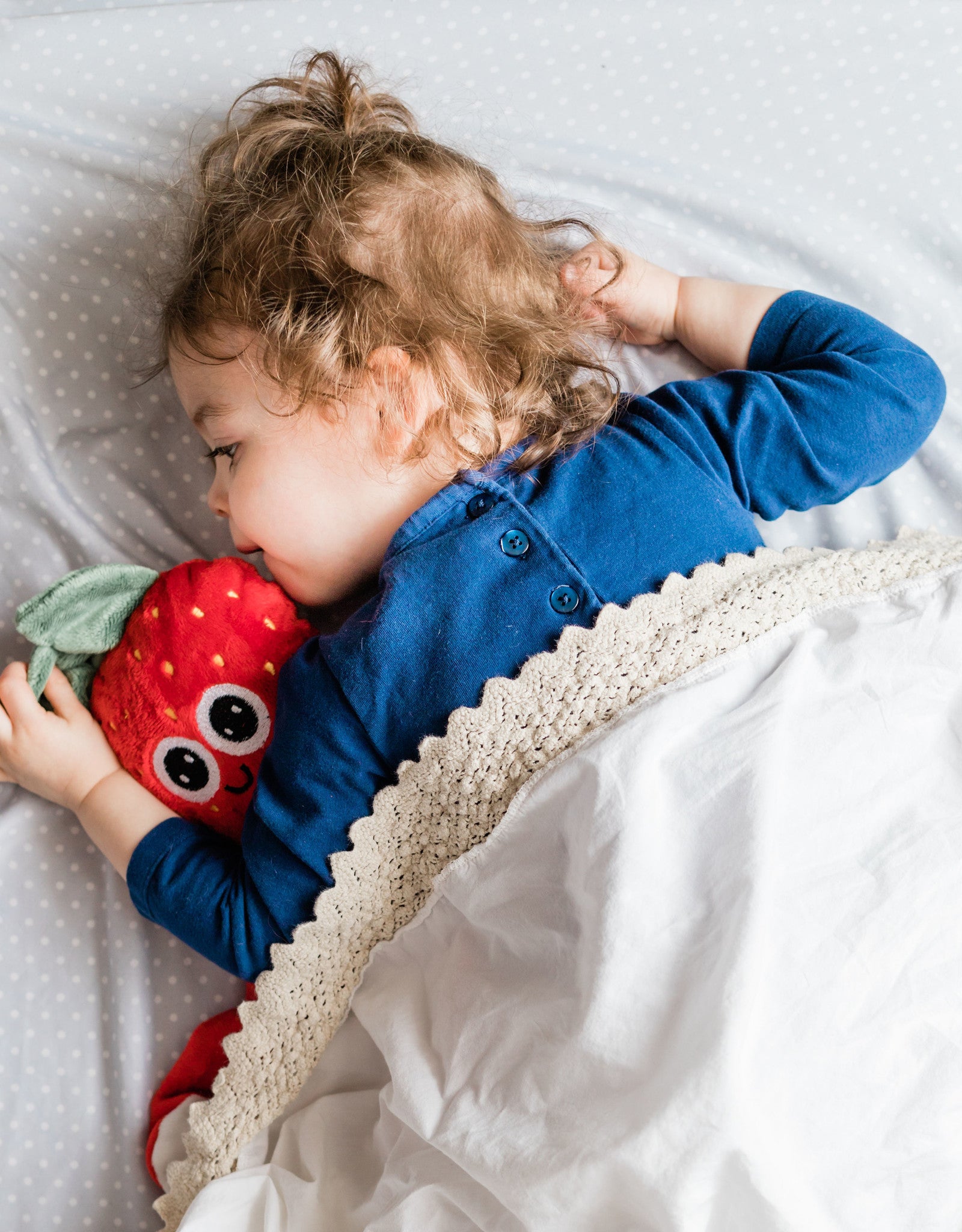 Veille sur toi | Doudou | Marie-Antoinette, la fraise