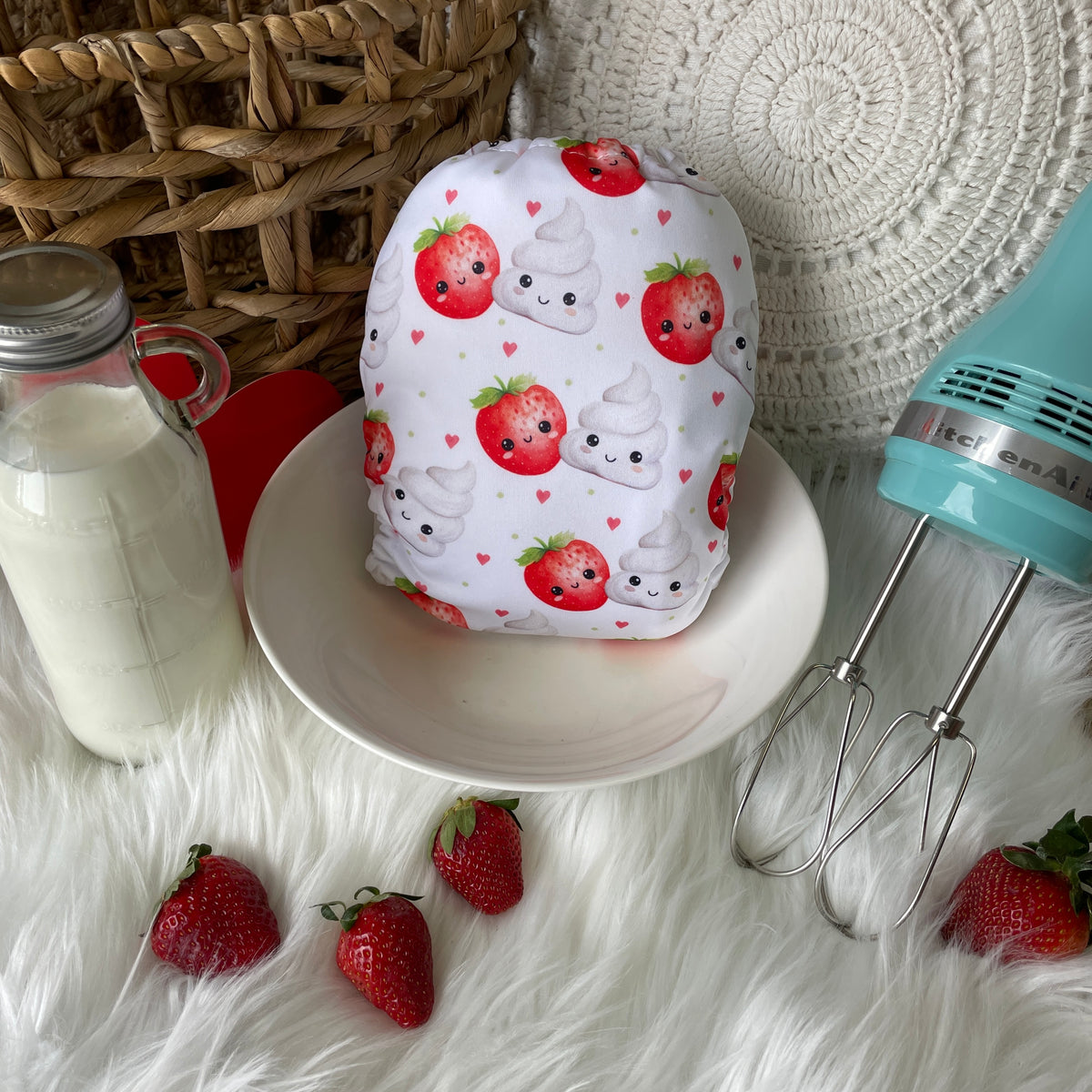 Les Confections Lili | Washable diaper | LARGE size | The love birds - Strawberry & Cream (Full Print)