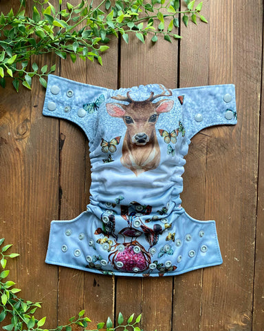 Confection Lolyma | Couche lavable à poche | taille nouveau-né | Chevreuil et papillon