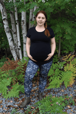 Au Pays des Merveilles | Pantalon de maternité | Fleuri noir et or