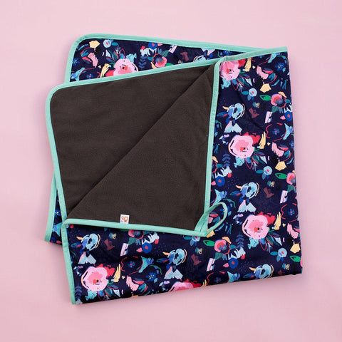 Lil Helper | Grande alèze imperméable ''Lifesaver Original Mat'' | Florals Purple