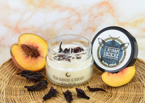 L'ATTRAPE LUCIOLE | Bougie de cire de soya écologique | Pêche blanche et Hibiscus